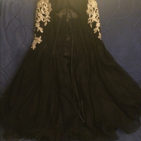 🌟Show Stopper🌟 HoCo Dress - Picture 3 of 3